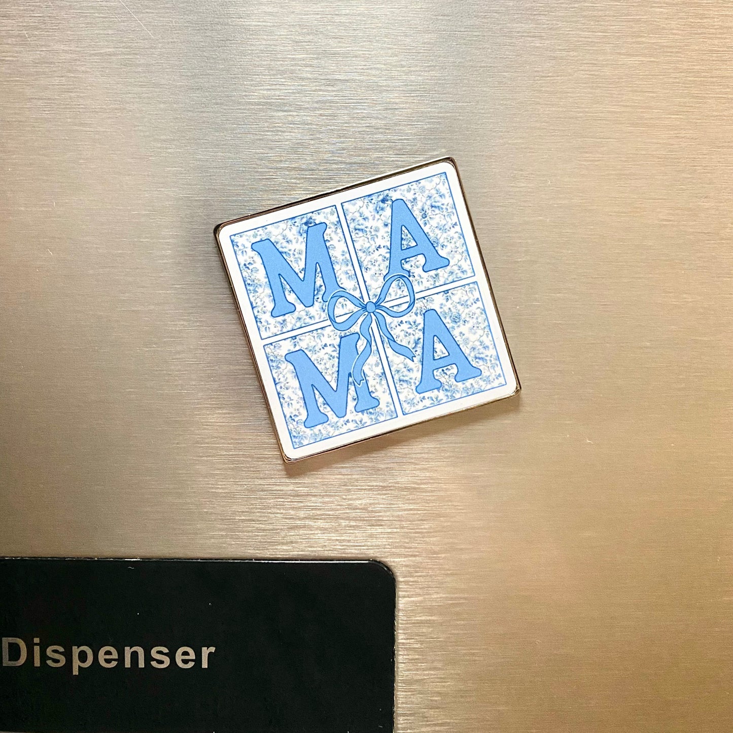 Mama Bow Magnet